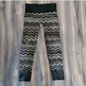 Lululemon Wide Waistband legging pants.